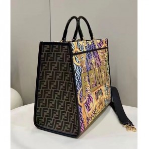2022 Fendi Large Fendi Sunshine