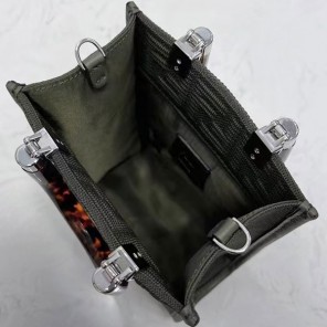 2022 Fendi Mini Sunshine Shopper