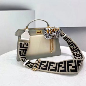 2022 Fendi Peekaboo ISeeU Medium