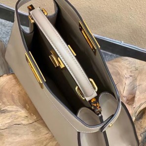 2022 Fendi Peekaboo ISeeU Medium