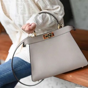 2022 Fendi Peekaboo ISeeU Medium