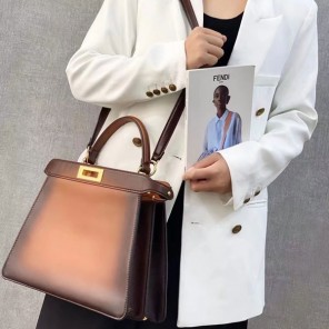 2022 Fendi Peekaboo ISeeU Medium