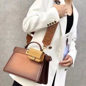 2022 Fendi Peekaboo ISeeU Medium