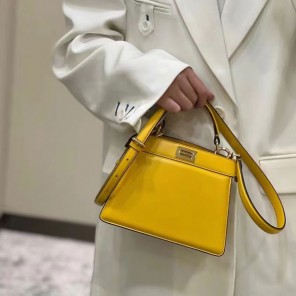 2022 Fendi Peekaboo ISeeU Petite