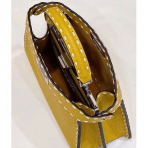 2022 Fendi Peekaboo Iseeu Small