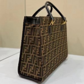 2022 Fendi Sunshine Medium