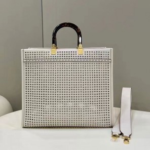 2022 Fendi Sunshine Medium