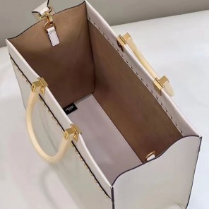 2022 Fendi Sunshine Medium