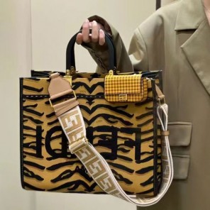 2022 Fendi Sunshine Medium