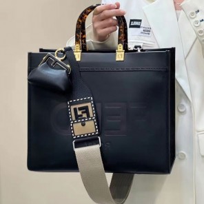 2022 Fendi Sunshine Medium