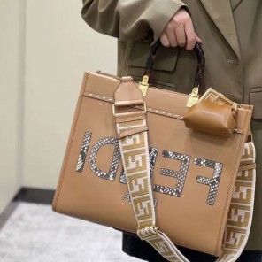 2022 Fendi Sunshine Medium