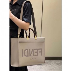 2022 Fendi Sunshine Medium