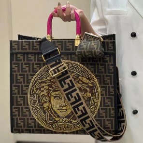 2022 Fendi Sunshine Medium