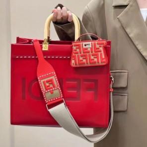 2022 Fendi Sunshine Medium