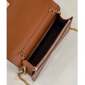 2022 Fendi Wallet On Chain