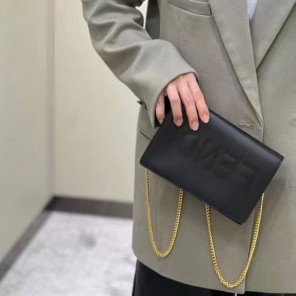 2022 Fendi Wallet On Chain