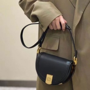 2022 Fendi bag