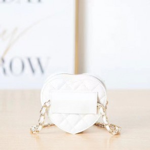2022 chanel Heart Zipped Arm Coin Purse