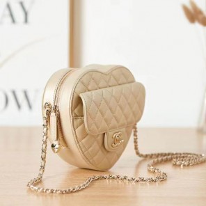 2022 chanel Heart bag