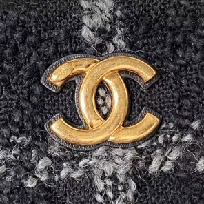 2023 CHANEL MAXI HOBO BAG