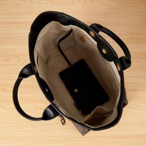 2023 CHANEL SHOPPING BAG