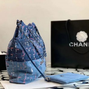 2023 Chanel 22 Small Handbag
