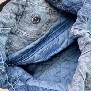 2023 Chanel 23 HANDBAG