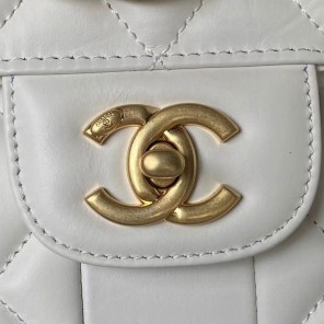 2023 Chanel MESSENGER BAG