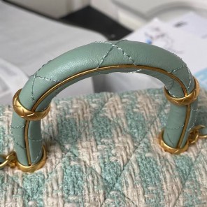 2023 Chanel SMALL VANITY CASE