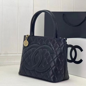 2023 Chanel Vintage tote bag