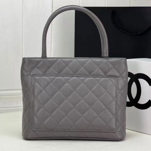 2023 Chanel Vintage tote bag