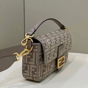 2023 Fendi Baguette