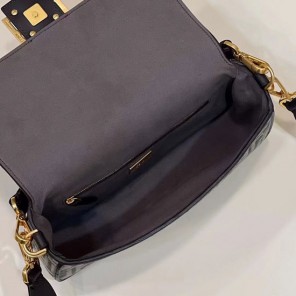2023 Fendi Baguette