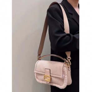 2023 Fendi Baguette