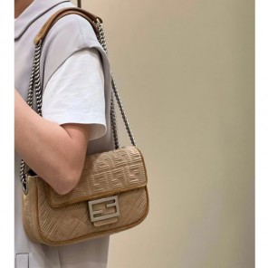 2023 Fendi Baguette Chain Midi