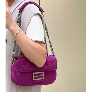 2023 Fendi Baguette Chain Midi