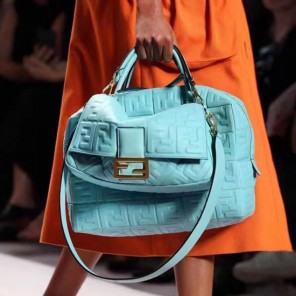 2023 Fendi Baguette Large
