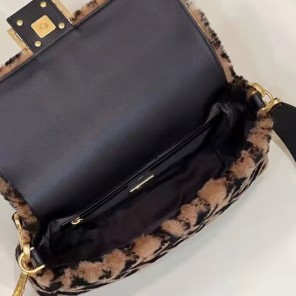 2023 Fendi Baguette Medium