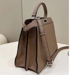 2023 Fendi Peekaboo ISeeU Medium