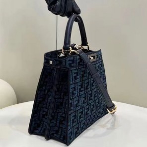 2023 Fendi Peekaboo ISeeU Medium