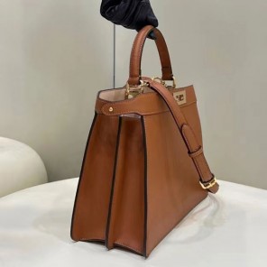 2023 Fendi Peekaboo ISeeU Medium