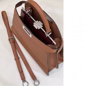 2023 Fendi Peekaboo ISeeU Medium