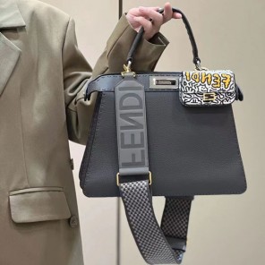 2023 Fendi Peekaboo ISeeU Medium