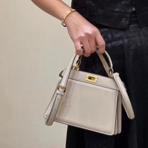 2023 Fendi Peekaboo ISeeU Petite