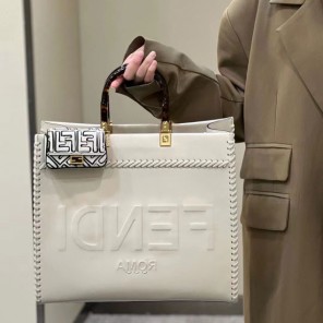 2023 Fendi Sunshine Medium