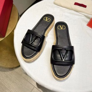 2023 Valentino women shoes