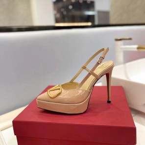 2023 Valentino women shoes