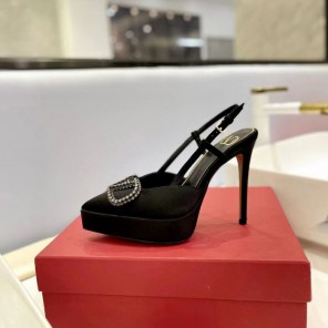 2023 Valentino women shoes