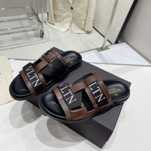 2023 Valentino women shoes