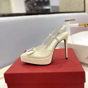 2023 Valentino women shoes